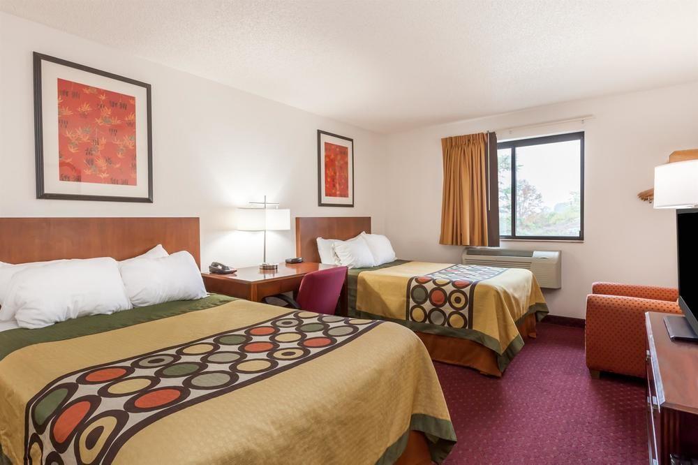 Super 8 by Wyndham Amsterdam Hotel Eksteriør billede