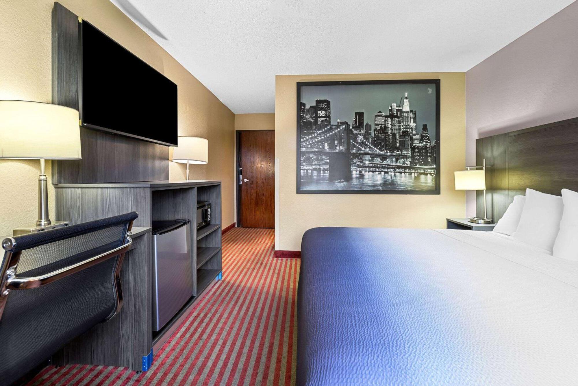 Super 8 by Wyndham Amsterdam Hotel Eksteriør billede