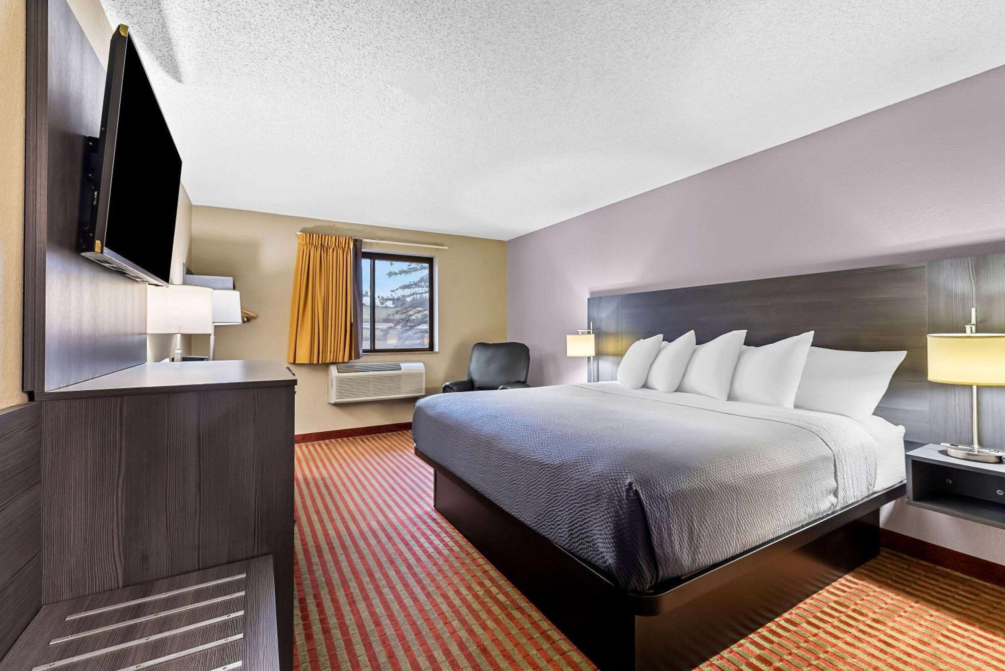 Super 8 by Wyndham Amsterdam Hotel Eksteriør billede